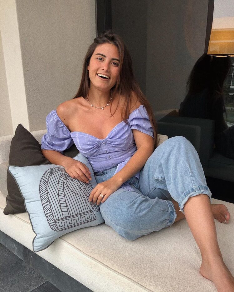 farah yasmine feet 1