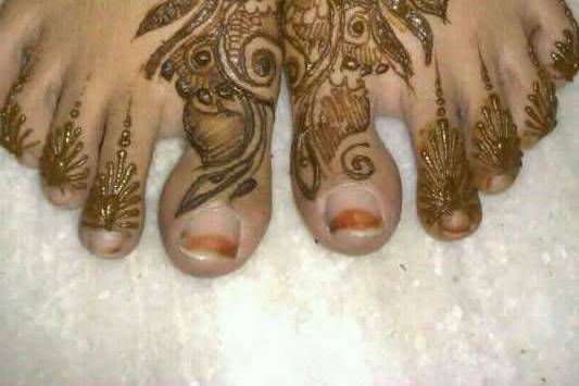 farha nadia feet 1