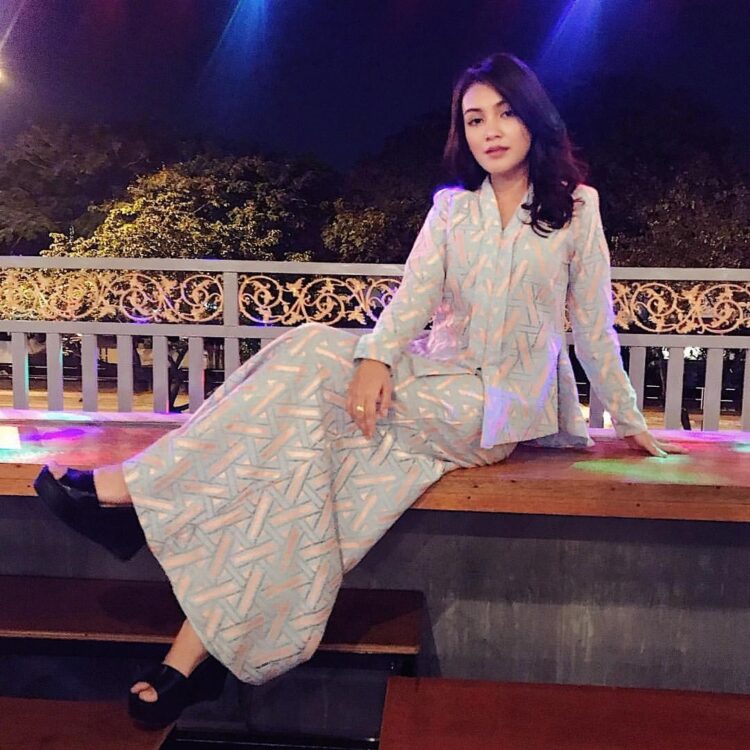 farhanna qismina feet 3