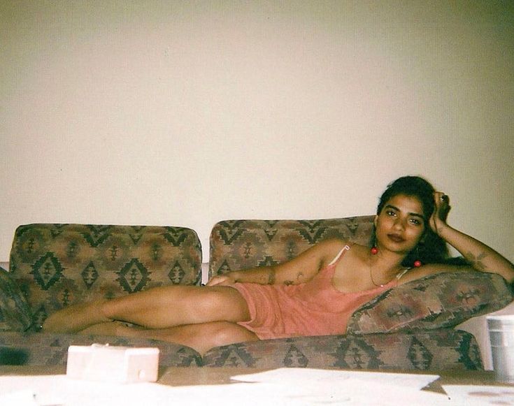 fariha roisin feet 3