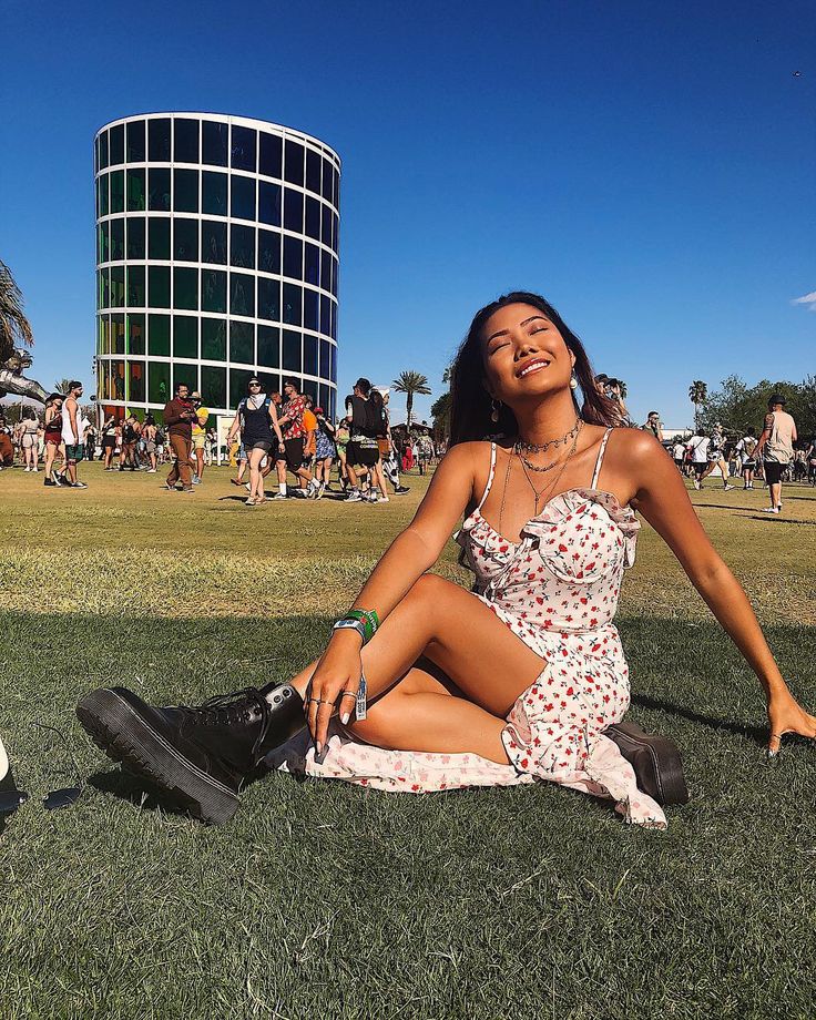 farina aguinaldo feet 5