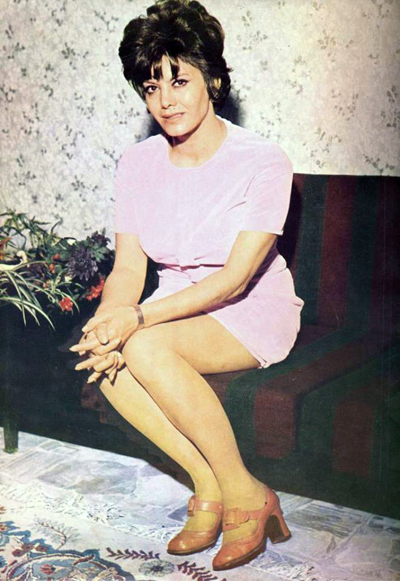 farnaz forooz feet 4