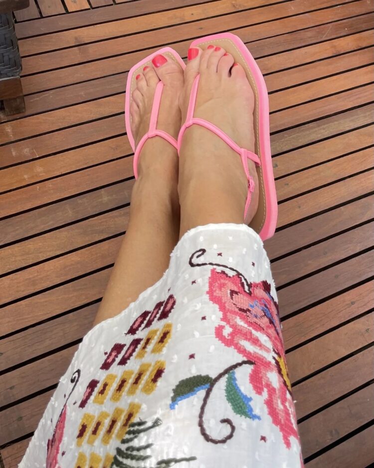 fatima bernardes feet