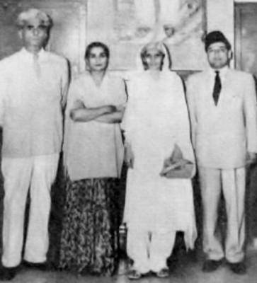 fatima jinnah feet 3