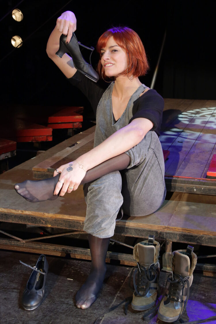 fauve hautot feet scaled