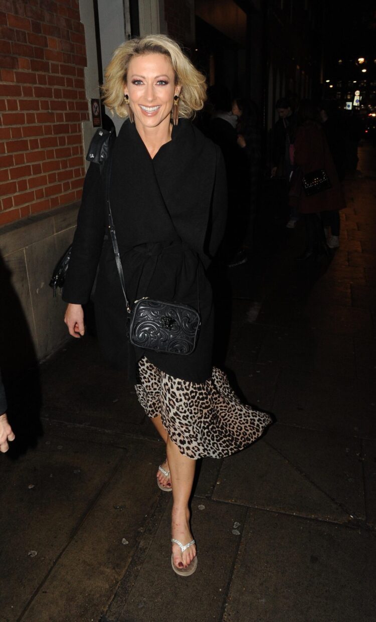 faye tozer feet 4 scaled