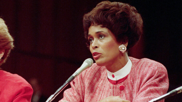 faye wattleton feet 4