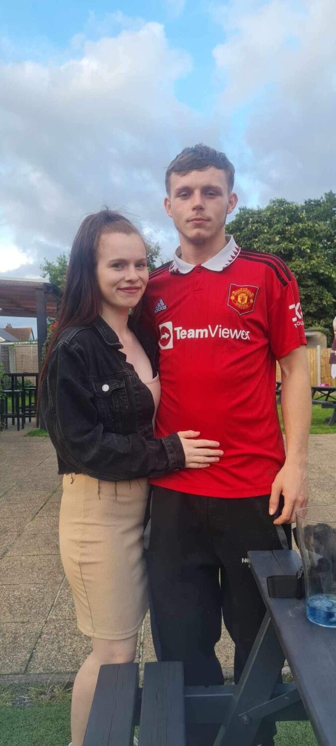 faye white feet 2 scaled