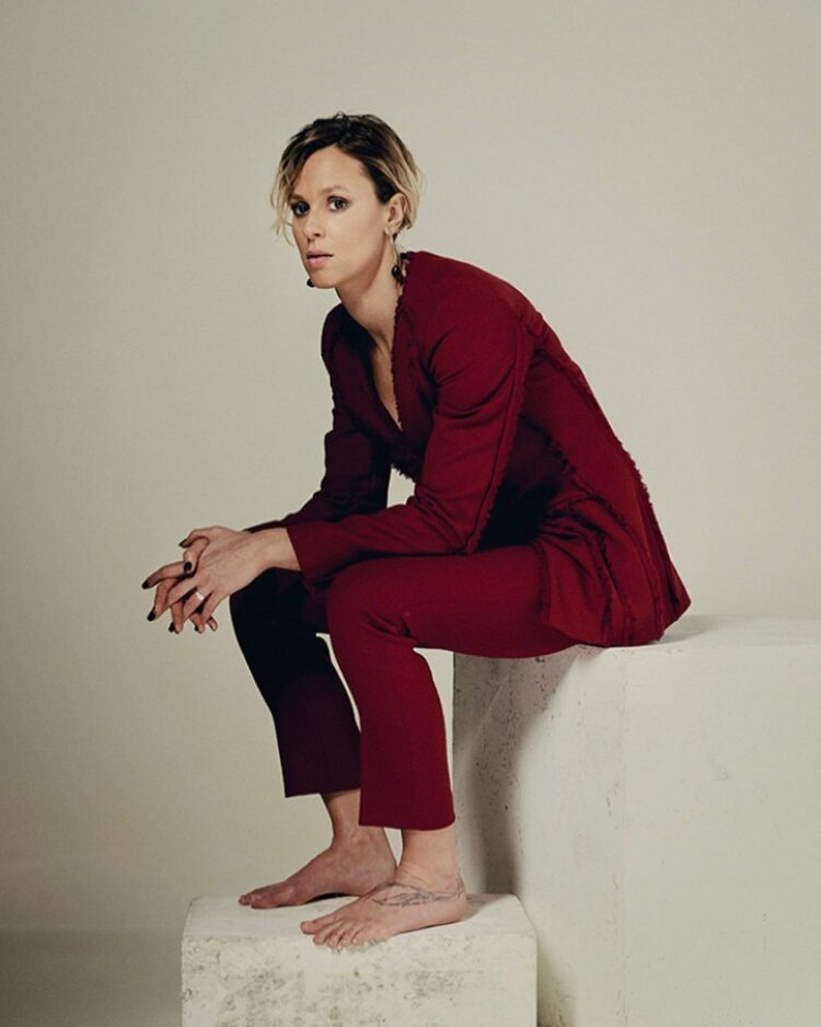 federica pellegrini feet 3
