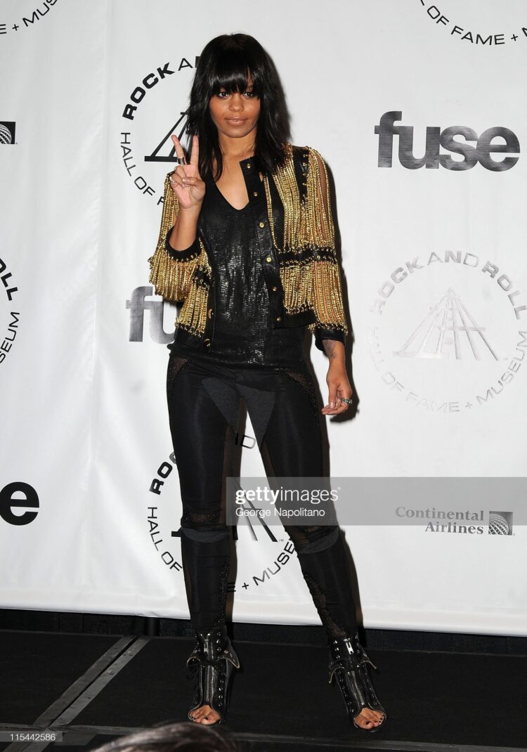 fefe feet 4