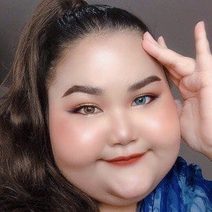 fehfi tichanan feet 4