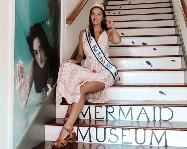 felicia flaherty feet 4