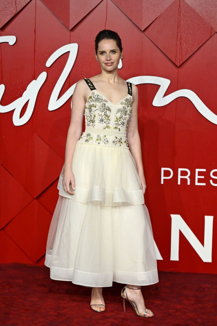 felicia jones feet 2