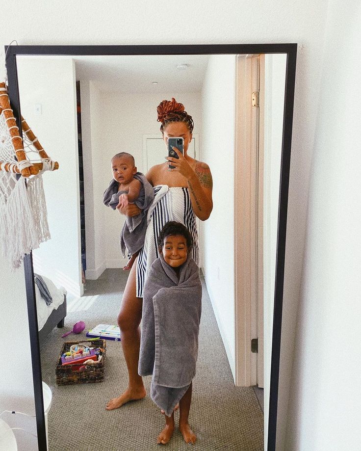 felicia la tour feet 2