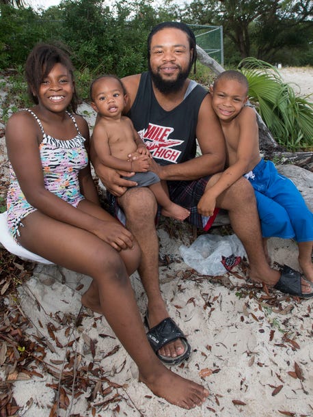 felicia lewis feet 6