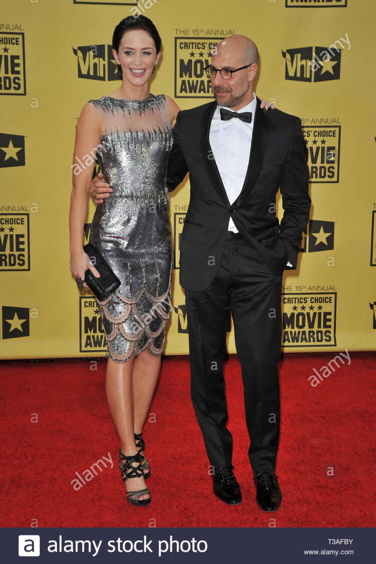 felicity blunt feet 3