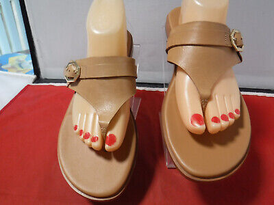 felicity brown feet 6