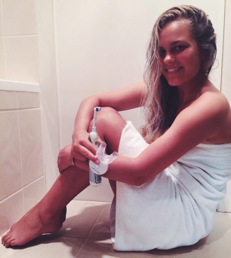 felicity palmateer feet 4