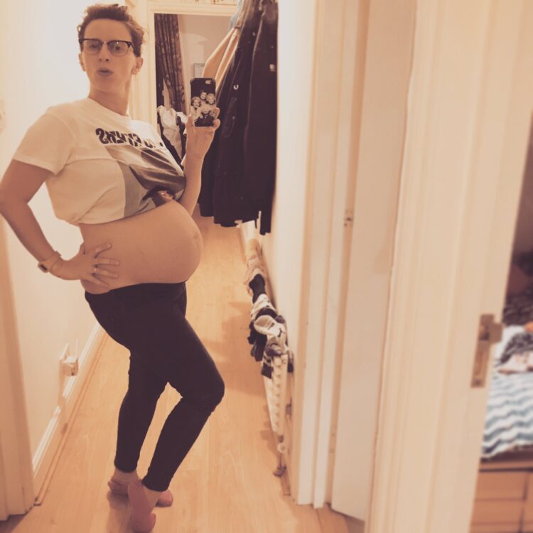 felicity ward feet 5