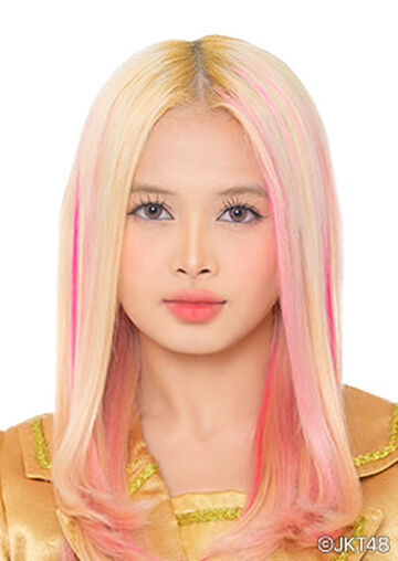 feni fitriyanti feet 3