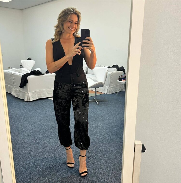 fernanda gentil feet 4