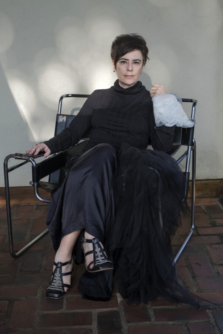 fernanda takai feet 6