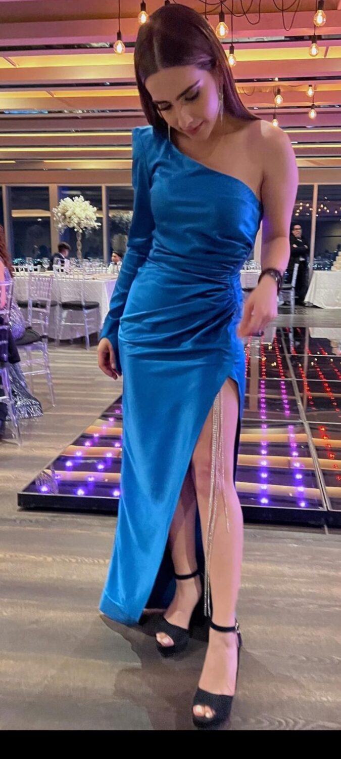 fernanda urdapilleta feet 3