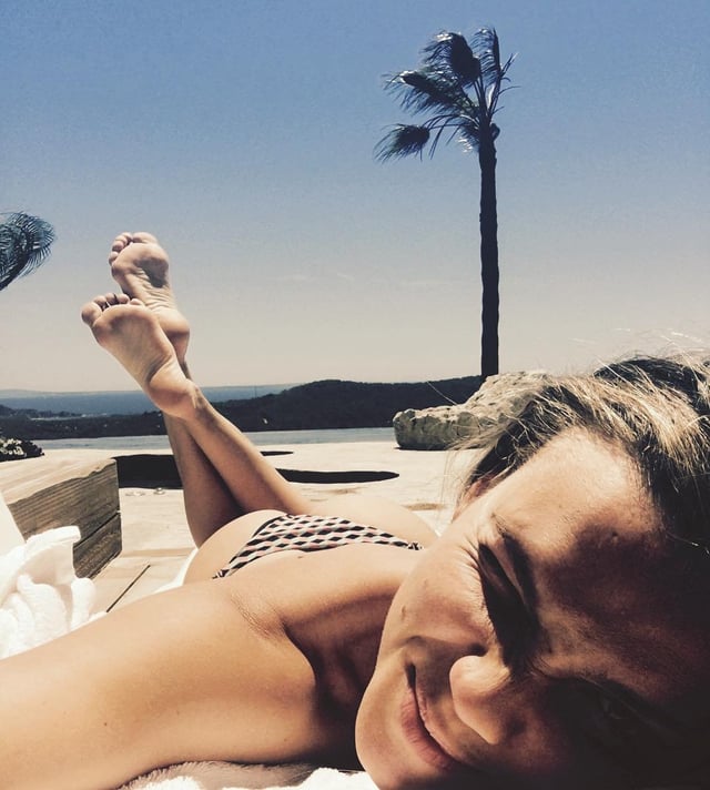 fiammetta cicogna feet