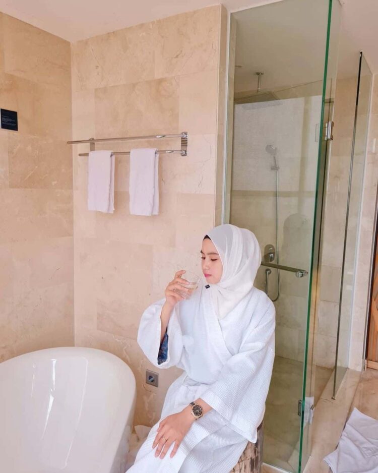 fika susianty feet 4