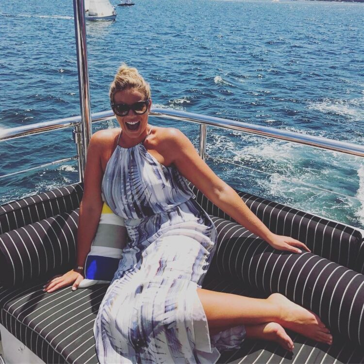 fiona falkiner feet 1