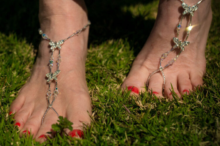 fiona joy hawkins feet