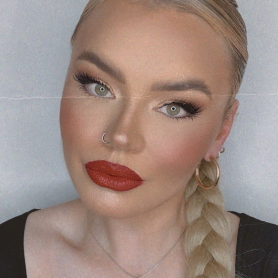 fionnuala milligan feet 5