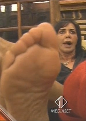 fiordaliso di maria feet 2