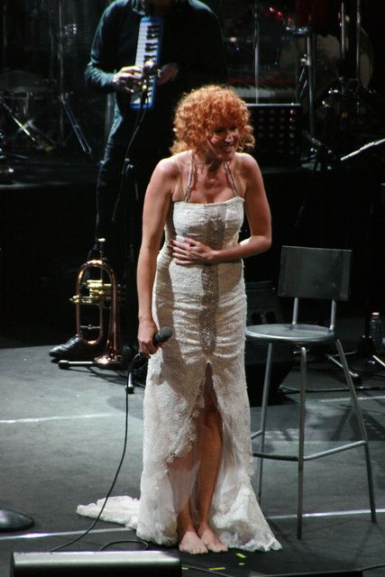 fiorella mannoia feet 6