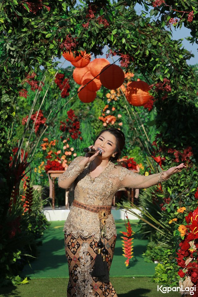 fitri carlina feet 2