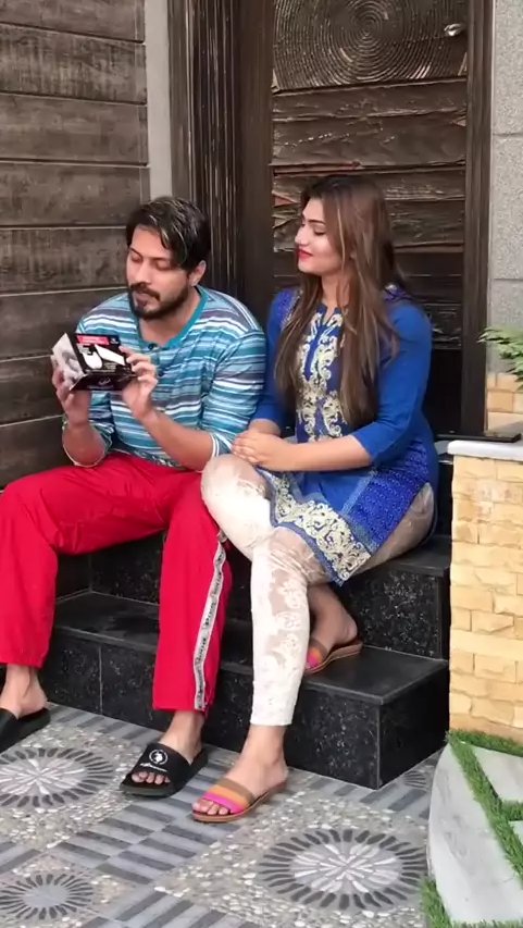 fiza muneeb feet 2