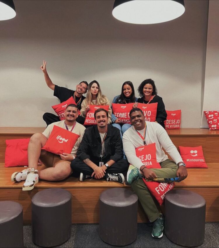 flavia cavasotti feet 5