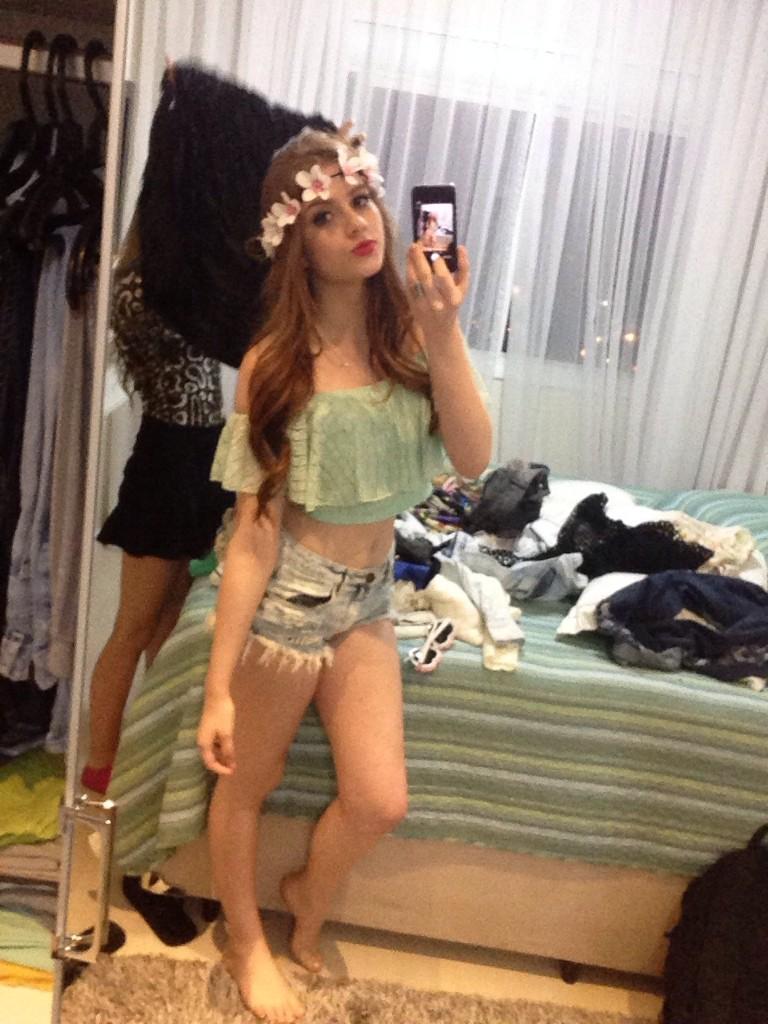 flavia charallo feet 2