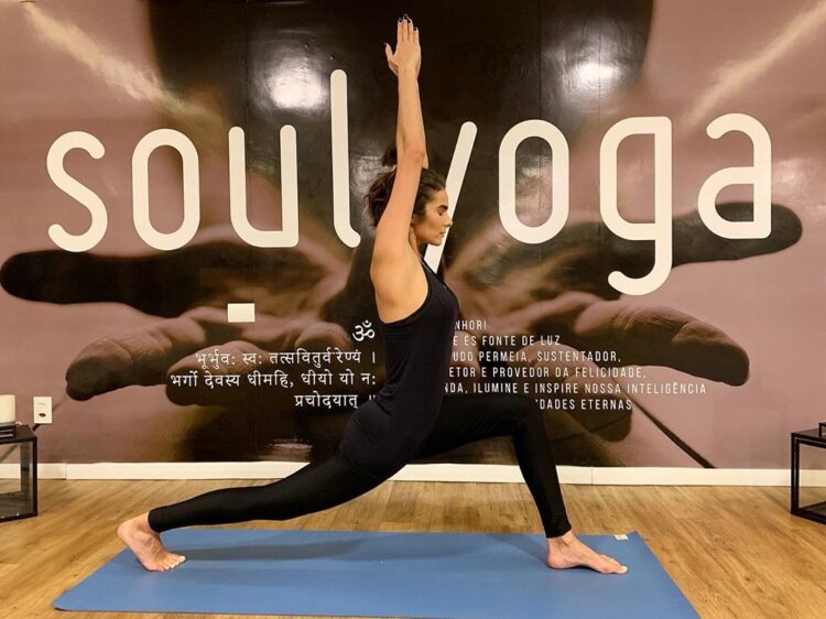 flavia martin feet 6