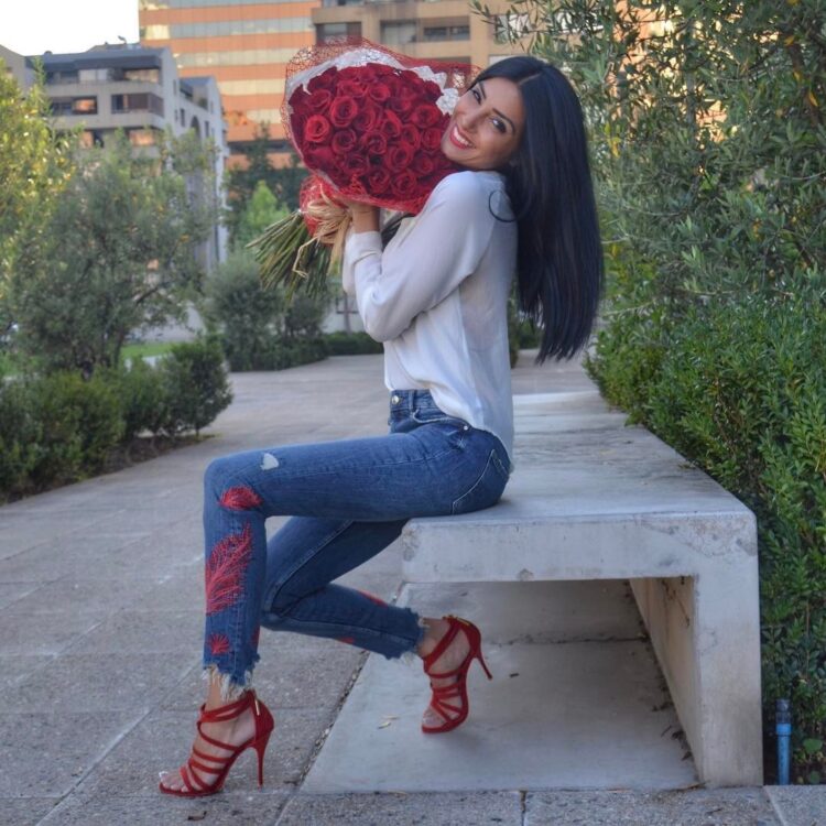 flavia medina feet 2