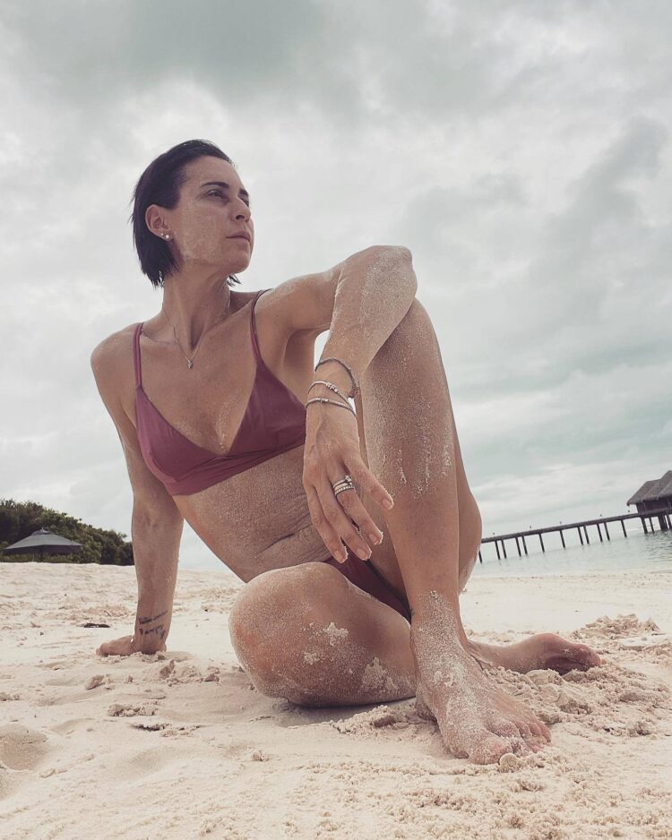 flavia pennetta feet 2