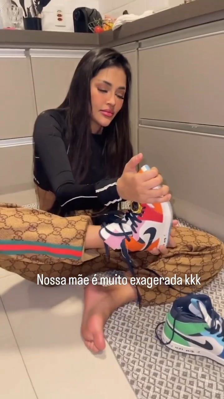 flayslane raiane preira da silva feet