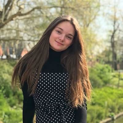 fleur roberts feet 5