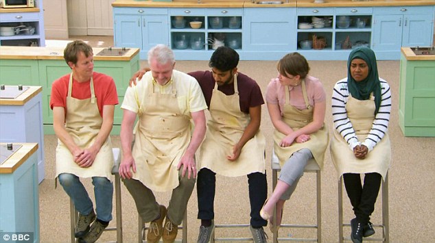 flora shedden feet 1