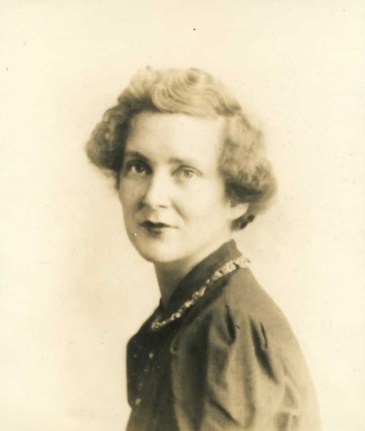 florence kelley feet 4