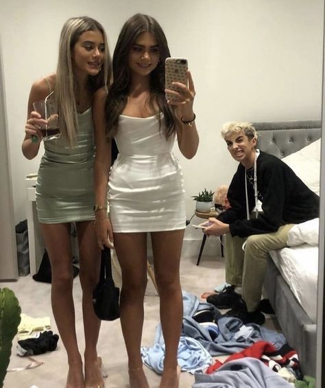 flossie clegg feet 6