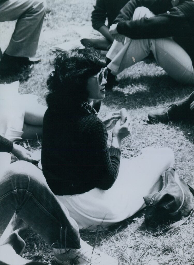 flossie wong staal feet