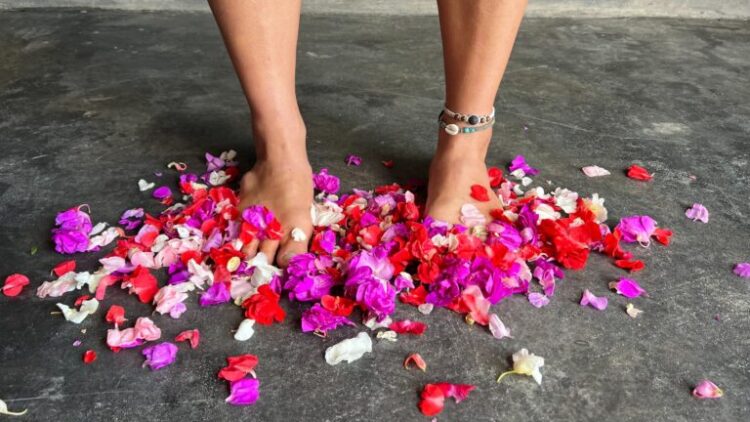 flower friendly feet 3