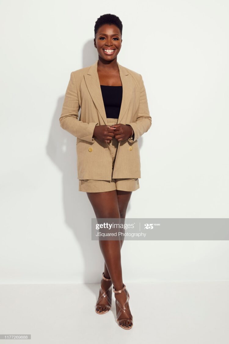 folake olowofoyeku feet 1