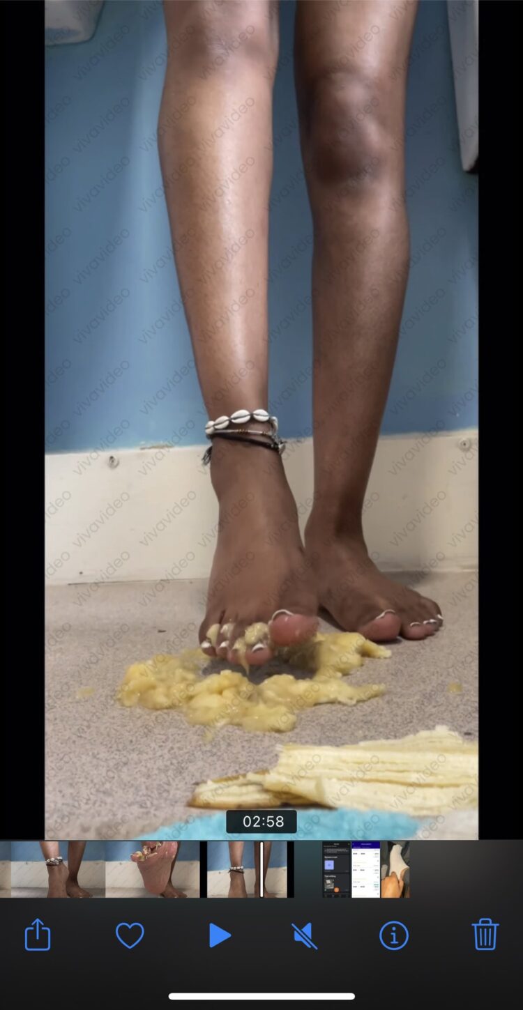 food by laila feet 1